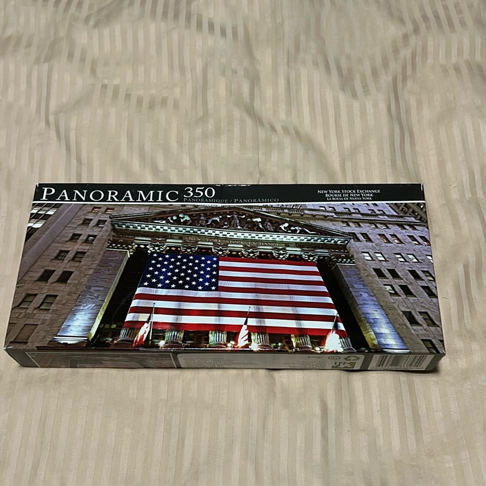 Panoramic   350  puzzles nwb